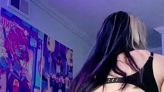 Amateur Webcam Teen Masturbates And Teases