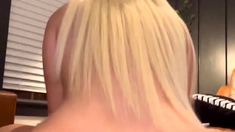 Sexy amateur blonde blowjob amp cumshot HD