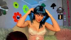 Amateur young teen solo masturbation on her livingroom