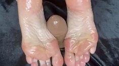 Lezlyan aka la_little_dancer_feet OnlyFans - Are you sure