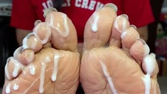 Brunette Amateur Self Fisting