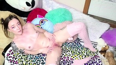 Brunette Solo Webcam Masturbation