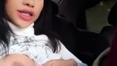 Melissa Caro Mejia Rewards Guy For Helping Hands